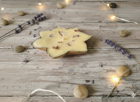 Petal Urli Scented Candle