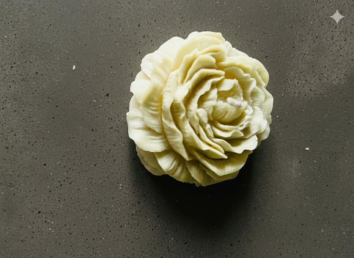 Pheony Scented Candle